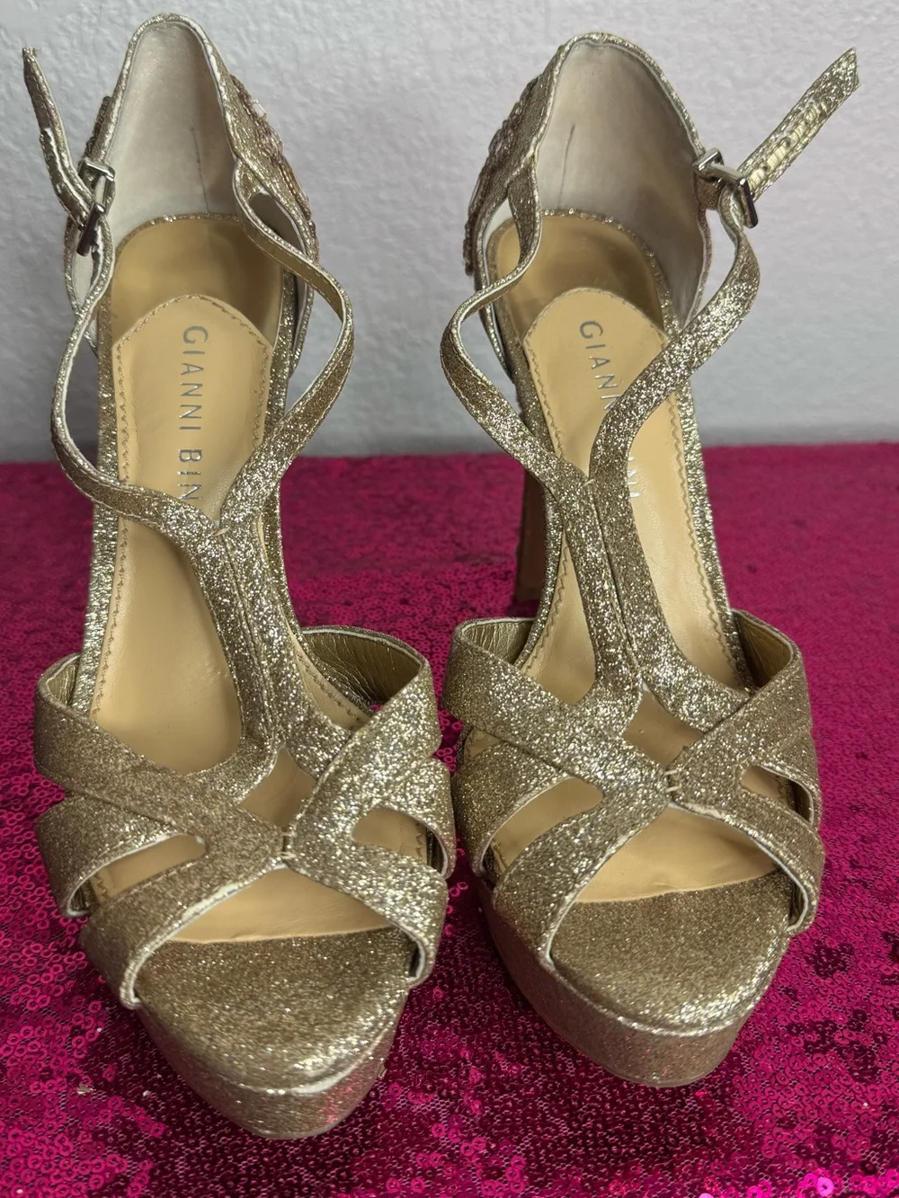 GIANNI BINI 🌟 Glitter Gold Jeweled Strappy Stiletto 4” Heels (Women’s 6)